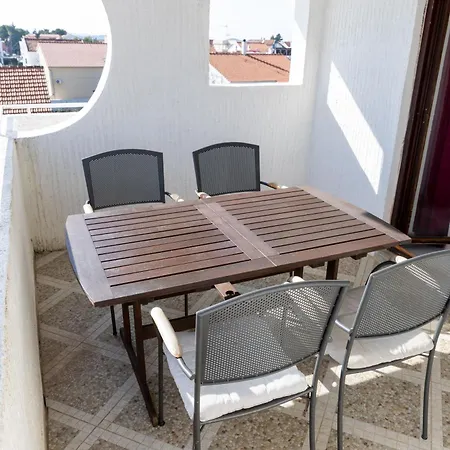 Apartmani Trlaja Vodice Exterior photo