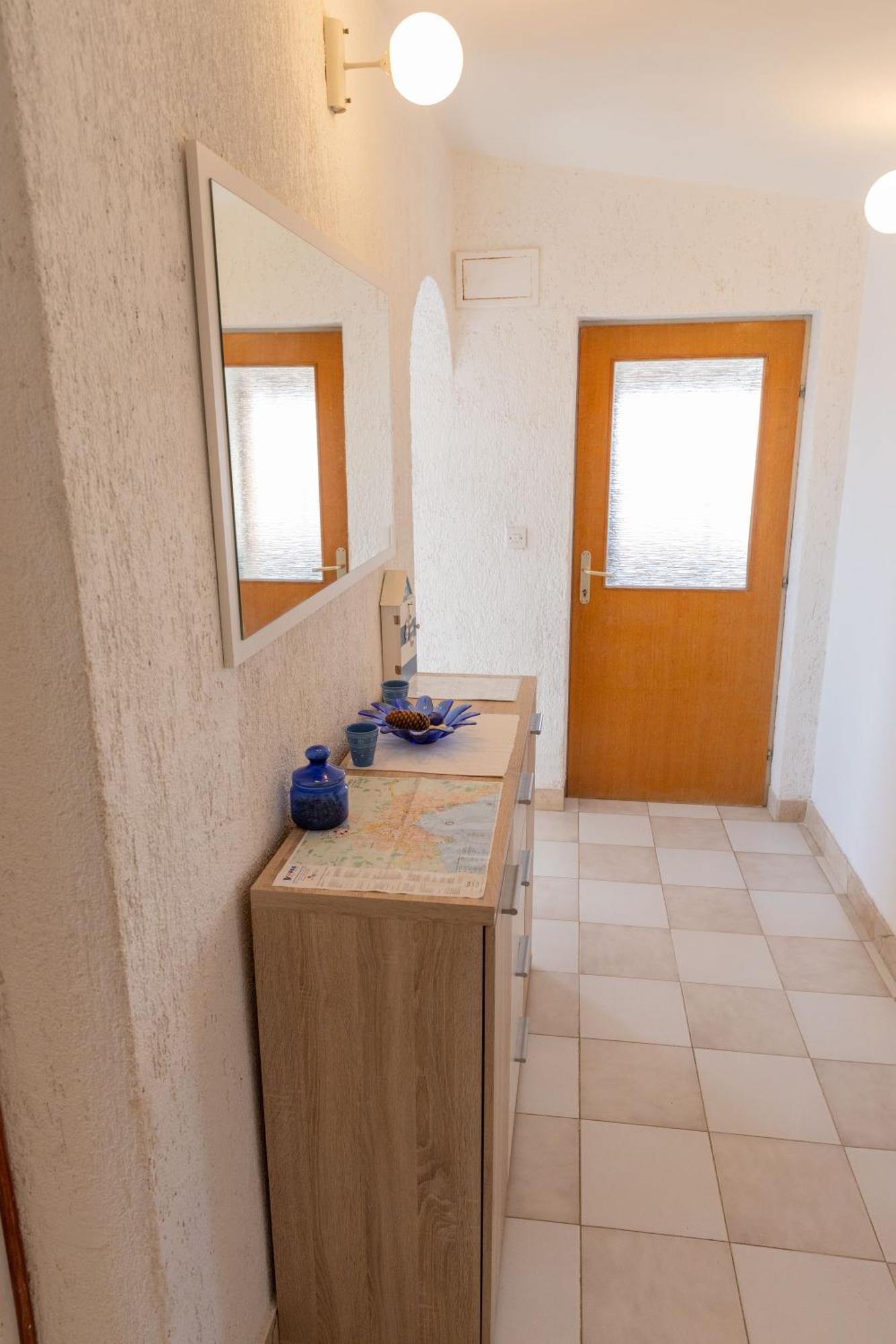 Trlaja Apartment